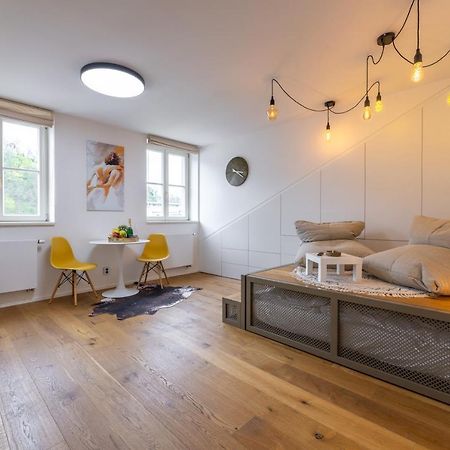 Luxurious, Charming Studio Perfect For Couples Prague Extérieur photo