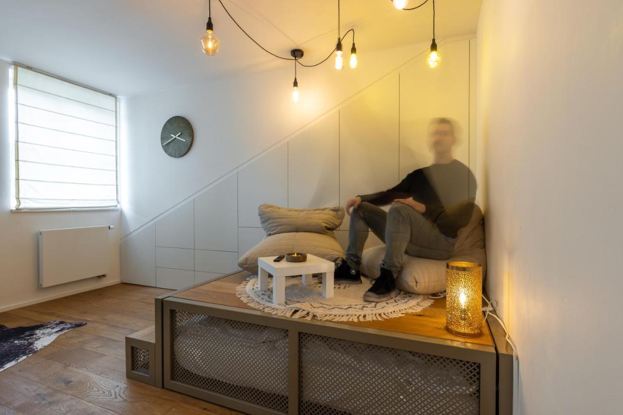 Luxurious, Charming Studio Perfect For Couples Prague Extérieur photo